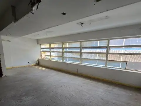 Oficina 2 ambientes con 2 baños