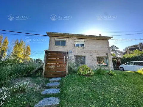 Venta casa 3 dormitorios Pinares Punta del Este
