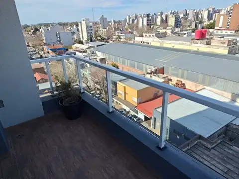 San Lorenzo 100, Piso 6