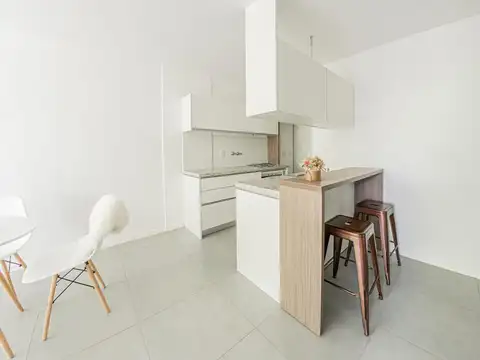 DEPARTAMENTO DE UN DORMITORIO VENTA SUM Y PARRILLERO ABASTO ROSARIO