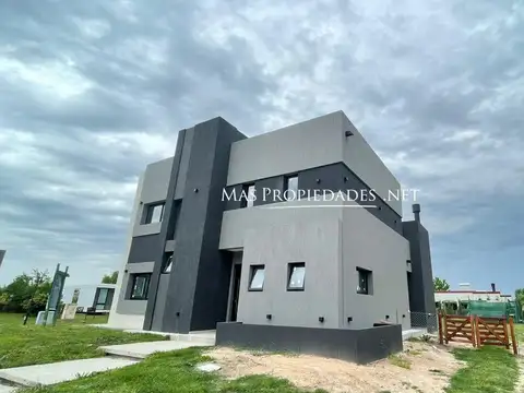 Casa en Venta en Santa Rita, USD 269.999