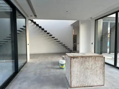 VENTA CASA  A ESTRENAR BARRIO TERRALAGOS