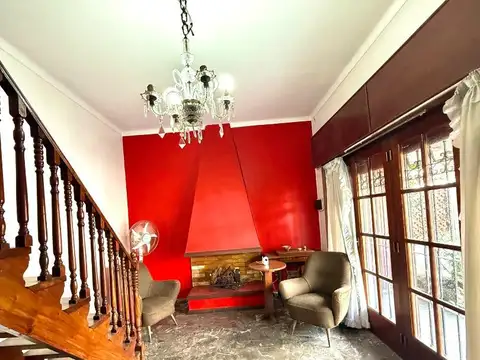 Casa 3 ambientes con 2 baños