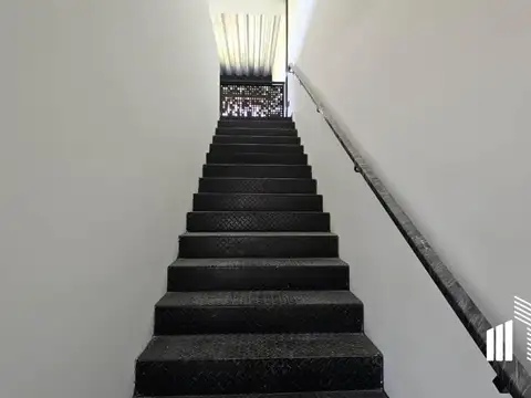 Local en Alquiler en Funes, USD 3.600