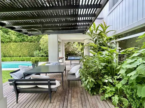 Casa en Alquiler Temporal en Santa Barbara, USD 6.500