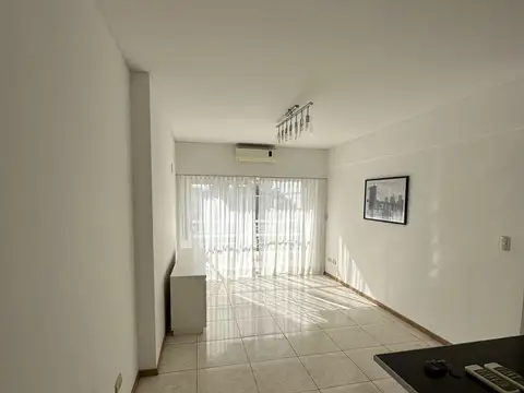 Departamento en Alquiler en Mataderos, $ 950.000