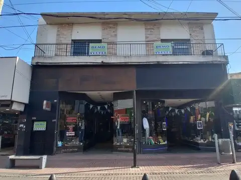Av. Eva Duarte de Perón N° 1471 E/ El Callao y José de San Martín