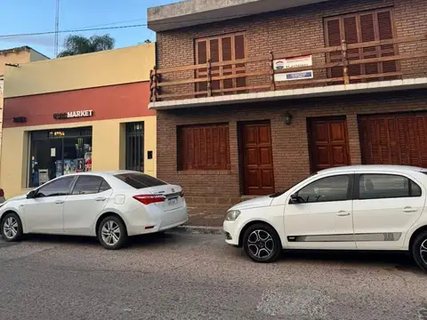 CASA EN VENTA CON LOCAL ZONA COSTANERA, GOYA