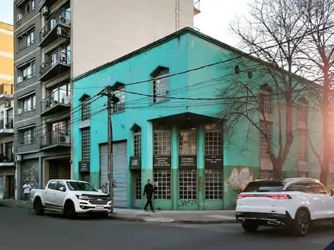 EXCELENTE LOCAL EN PLENO CENTRO DE SAN MARTIN