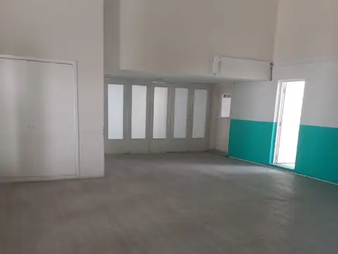 ALQUILER – EXCELENTES OFICINAS DE 200 M2 EN PARQUE INDUSTRIAL – FLORIDA OESTE