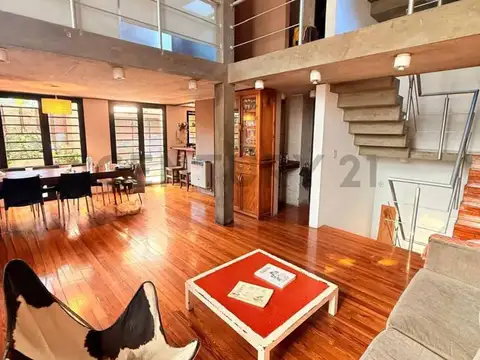 Casa 5 ambientes con 1 baño