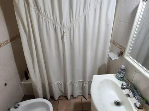 Departamento en Venta en Villa Luzuriaga, USD 65.000