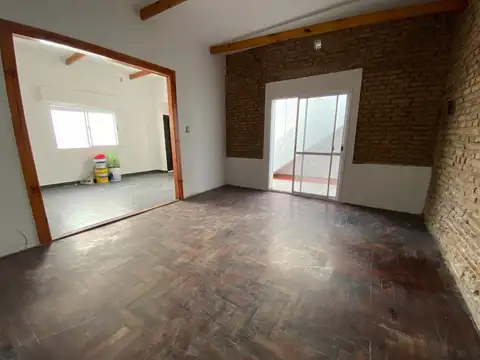 Depto Tipo Casa en Alquiler de 3 ambientes
