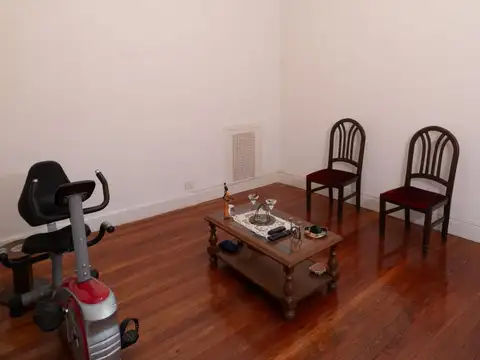 Departamento en Venta en Balvanera, USD 95.000