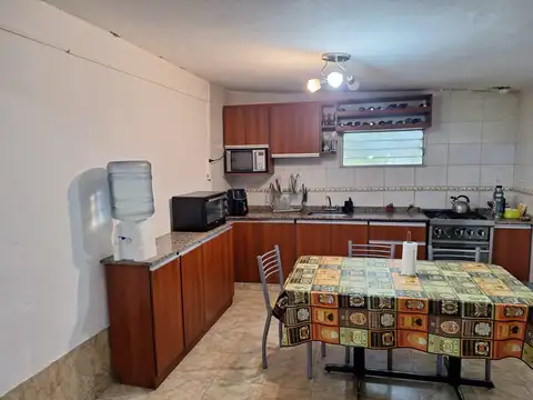 Roque Saenz Peña 1100