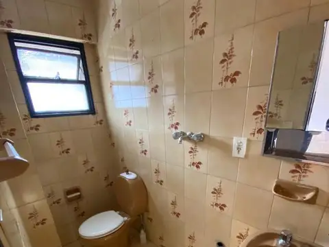 Depto Tipo Casa en Venta 50 años