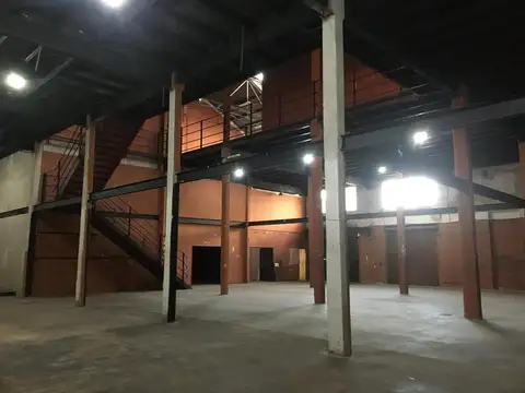 GALPON - DEPOSITO 1700 M2 VENEZUELA 2587