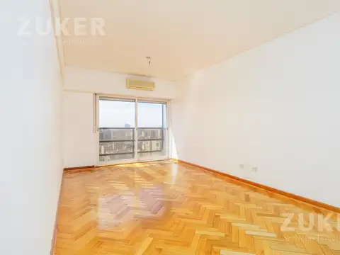 Departamento en Venta con 2 cocheras