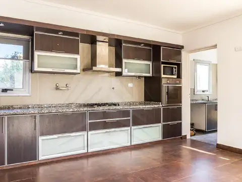 Casa en Venta en La Arbolada Hollywood, USD 350.000