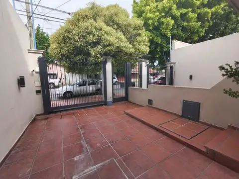 Depto Tipo Casa en Venta de 5 ambientes