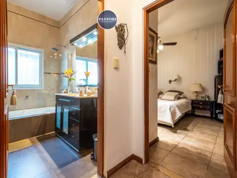 Casa en Venta al Oeste
