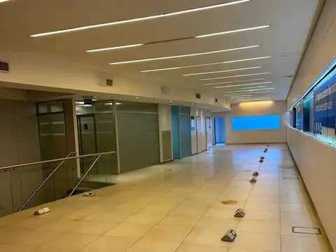 Local - Alquiler - Argentina, San Miguel - Av. Pres.  Juan Domingo Perón 1184