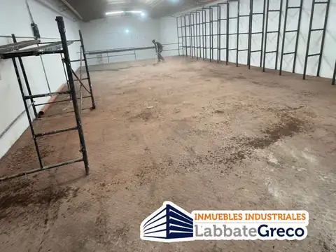 Galpon en Alquiler 8,66  mts Frente