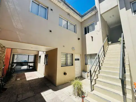 Depto Tipo Casa en Alquiler de 2 ambientes