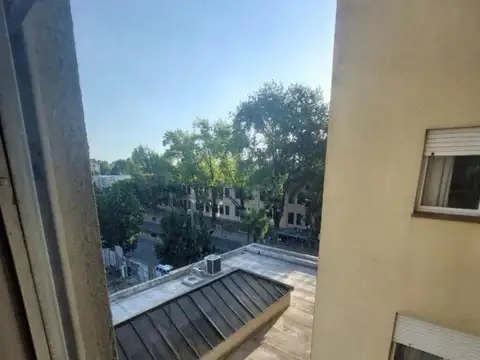 Departamento en Alquiler en Adrogue, $ 580.000