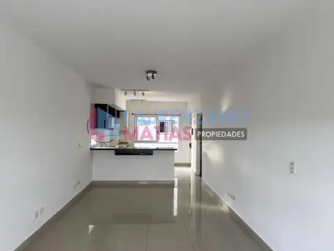 Avenida Salvador María Del Carril 2600