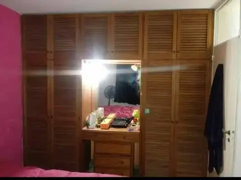Casa 6 ambientes con 2 baños