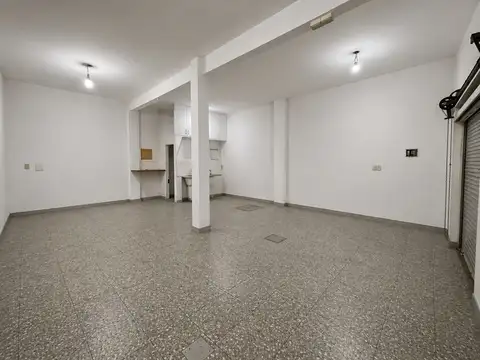Local en Alquiler en Merlo Norte, $ 580.000