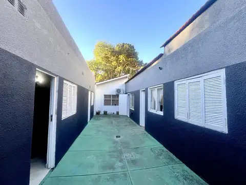 Casa 8 ambientes con 7 baños