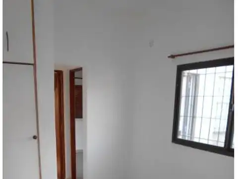 Casa 6 ambientes con 2 baños