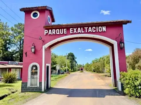 VENTA CASA Y 2 LOTES PARQUE EXALTACION DE LA CRUZ