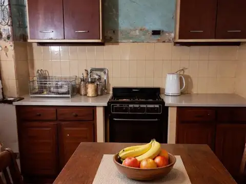 Casa 4 ambientes con 1 baño