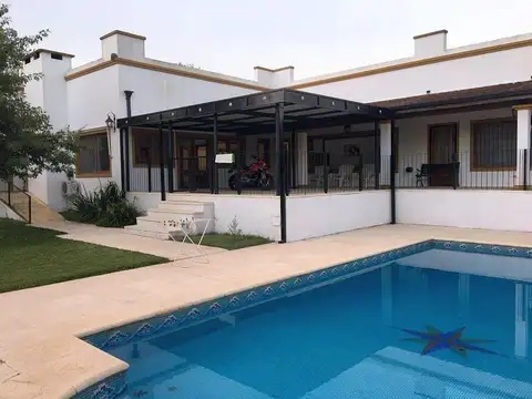 Casa en Venta en Altos De Manzanares, USD 330.000