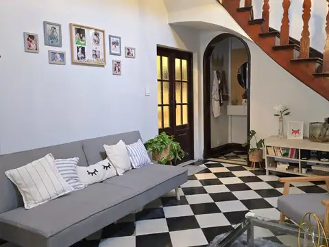 VENTA-DEPARTAMENTO DUPLEX 6 AMB./BAUL.-SAN NICOLAS