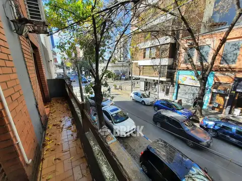Depto Tipo Casa en Venta 60 años