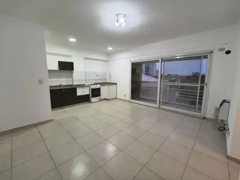 Departamento en Alquiler en Berazategui, $ 780.000