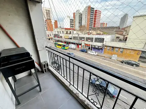 Avenida Manuel Belgrano 300