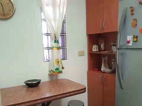 Depto Tipo Casa 2 ambientes con 1 baño