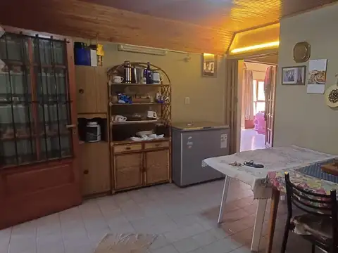 VENTA/PERMUTA: CASA 3 DORMITORIOS, 1 E/PB-  VILLA MARI MENUCO - NEUQUEN