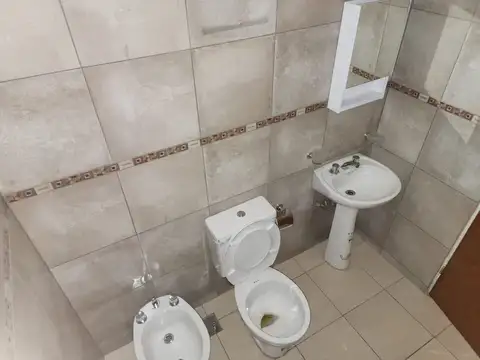 Local en alquiler en Villa Carlos Paz. (AP60)