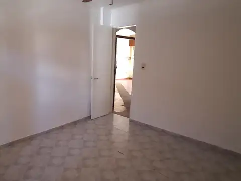 Depto Tipo Casa 5 ambientes con 2 baños