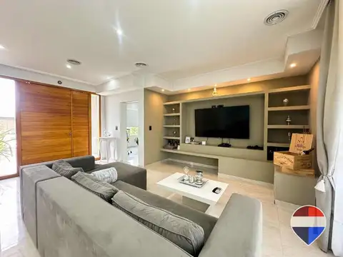 Casa 4 ambientes con 3 baños