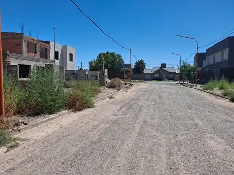 Terreno en Venta en Cipolletti, USD 75.000