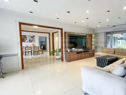 Casa en Venta en Santa Rita, USD 1.150.000