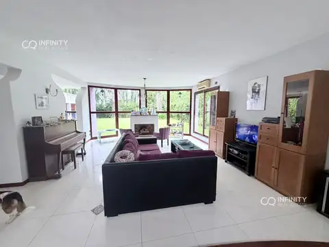 Casa en Venta de 4 dormitorios