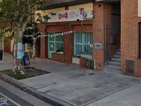 VILLA LURO LOCAL DOBLE VIDRIERA TODO RUBRO